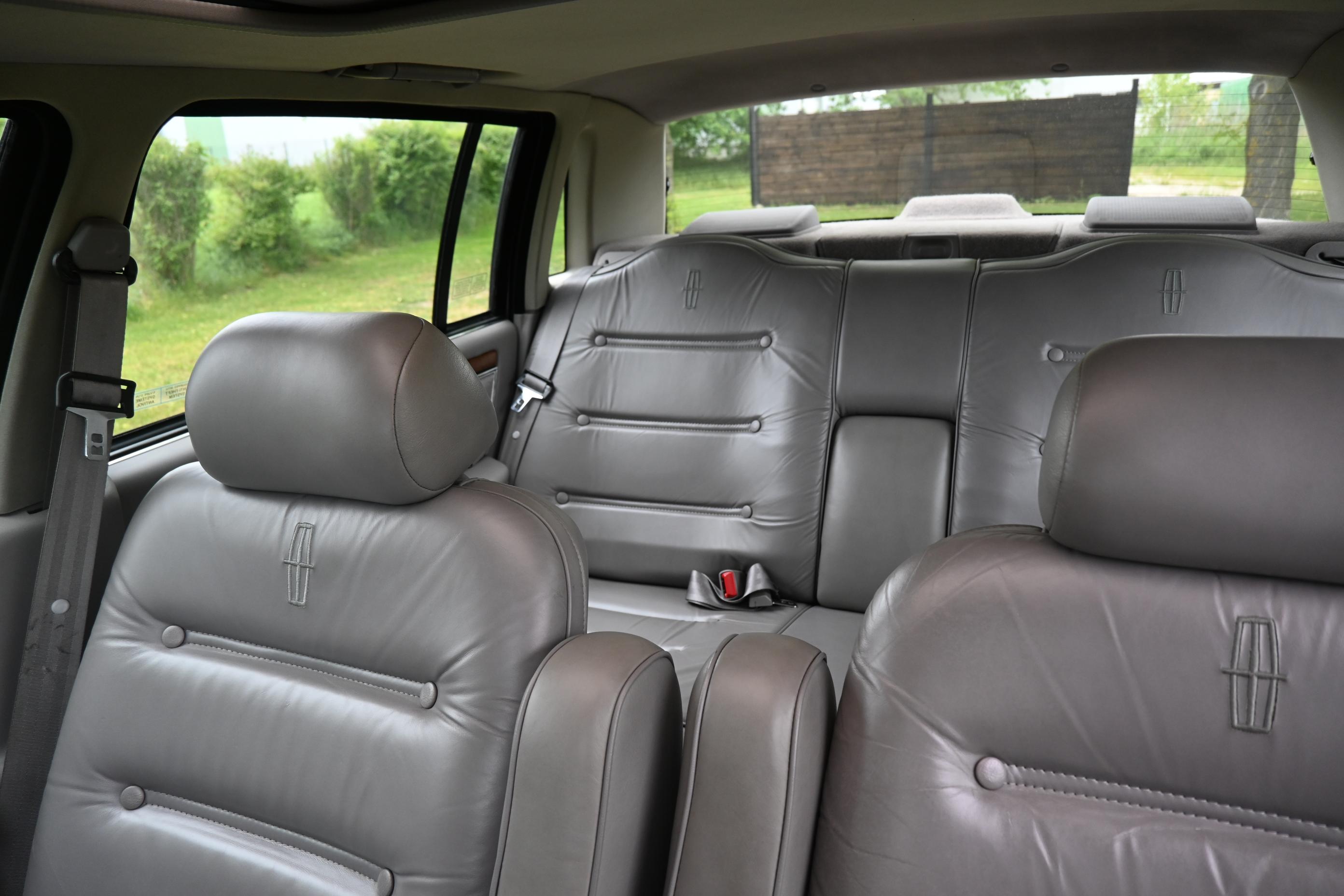 Lincoln Continental 5