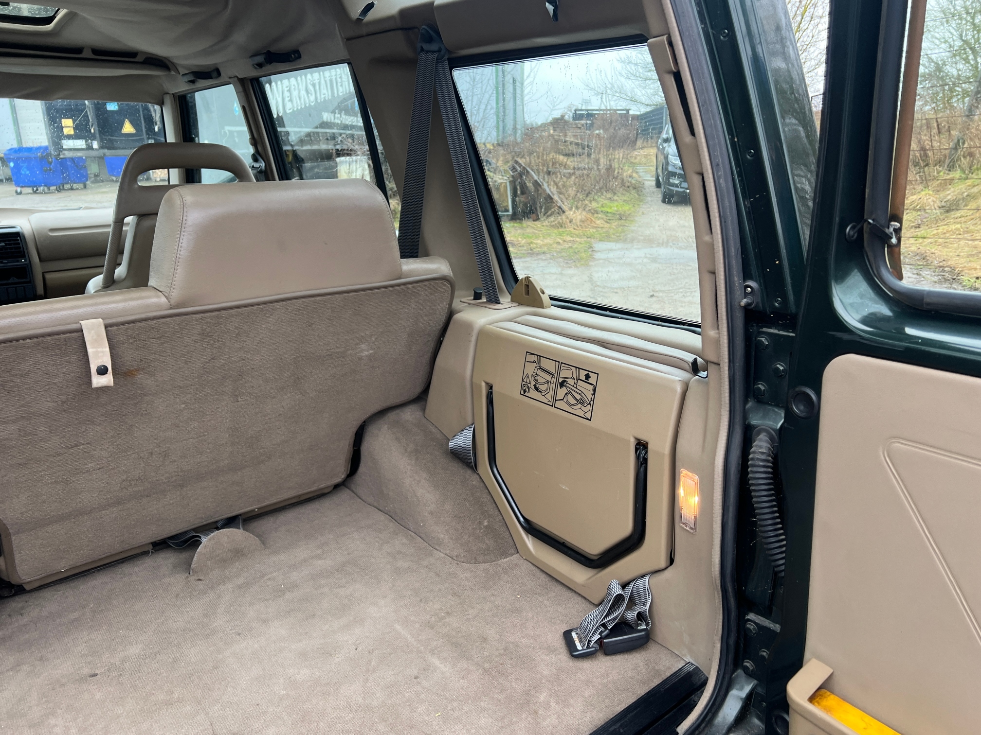 Land Rover Discovery 4